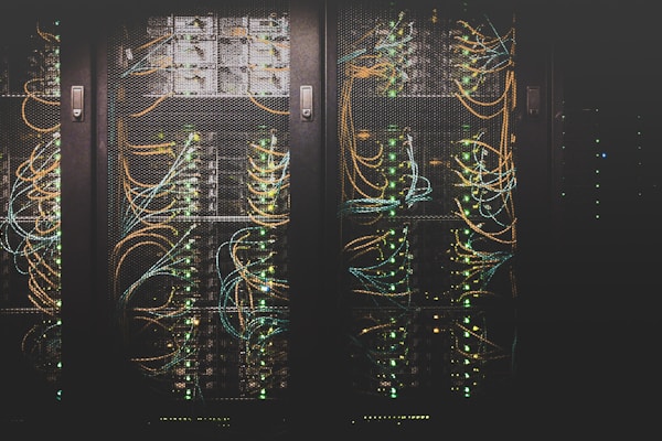100G Optical Transceivers in Data Center